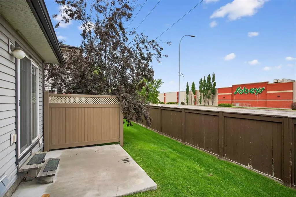 102 Canoe Square SW, #21