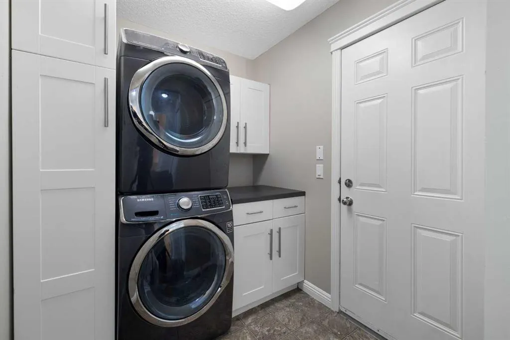 29 Sunset Close