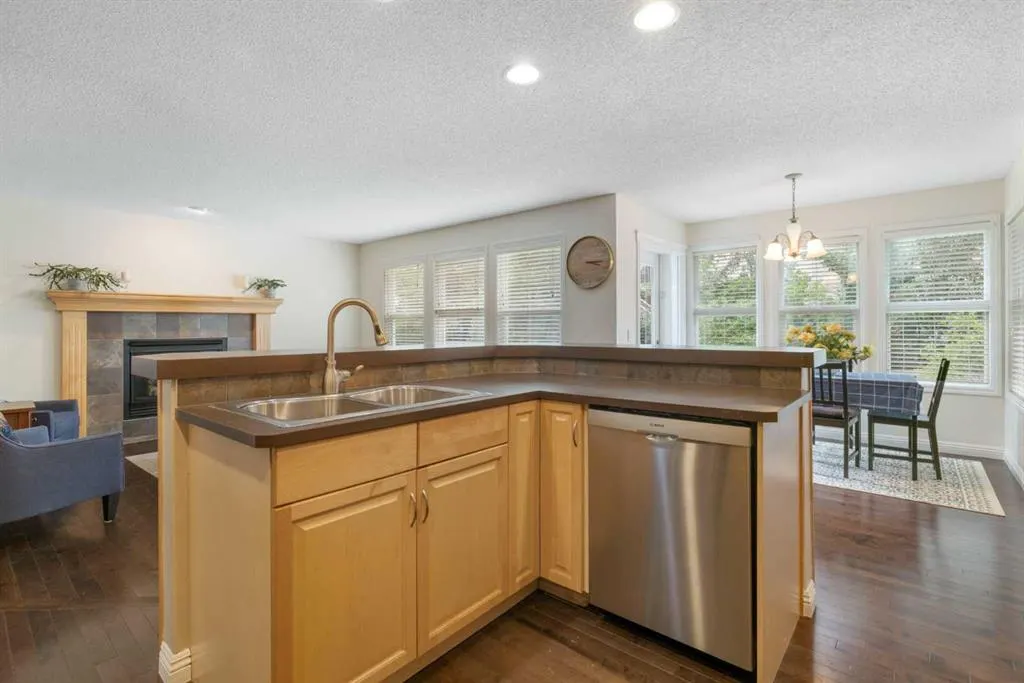 29 Sunset Close