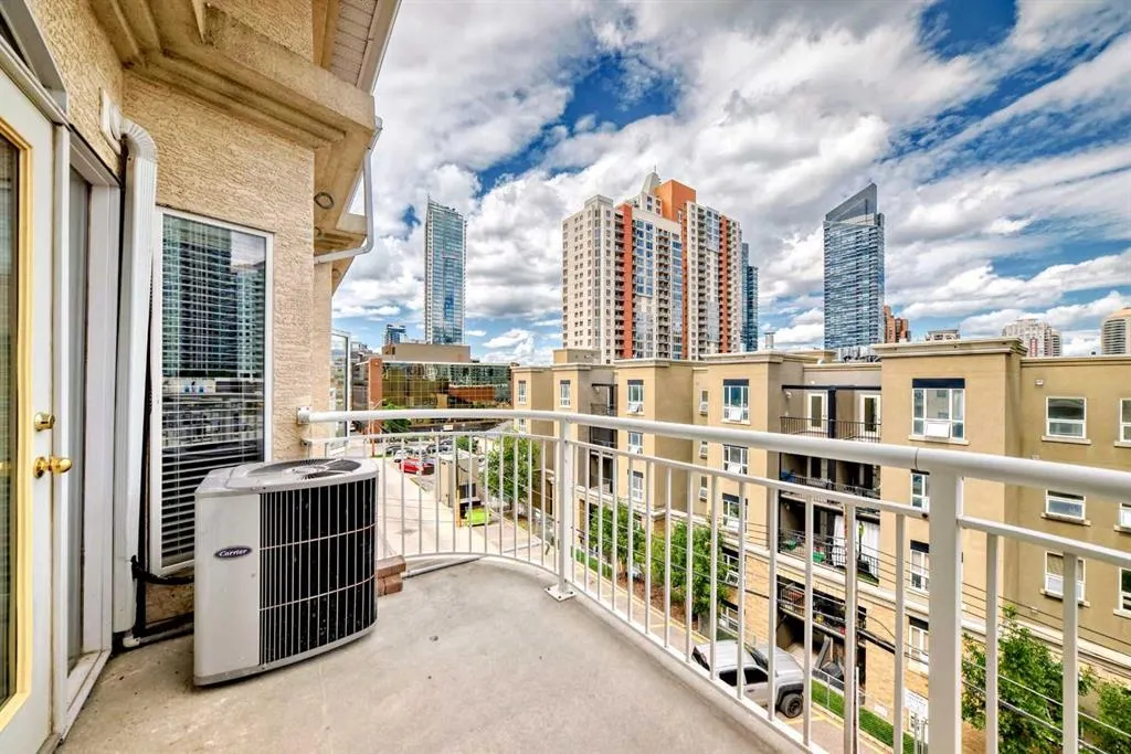 1026 12 Avenue SW, #404