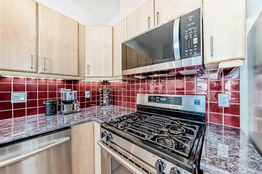 1026 12 Avenue SW, #404