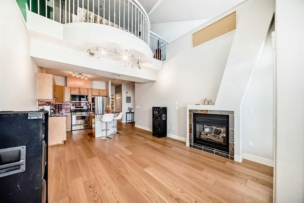 1026 12 Avenue SW, #404