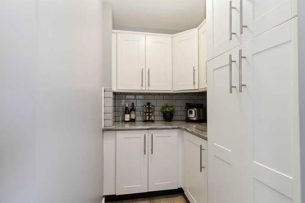 400 Silin Forest Road, #70