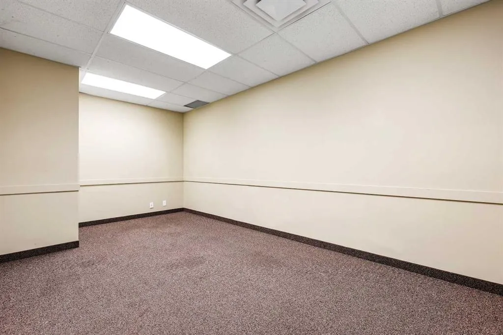 32 Westwinds Crescent NE, #311