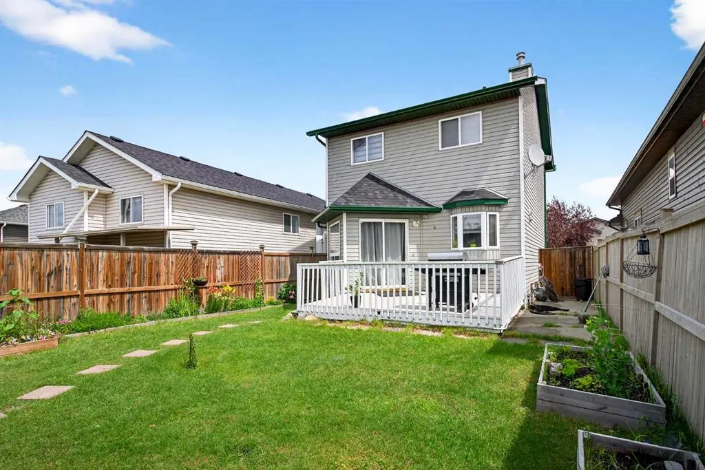 6 Martinvalley Court NE