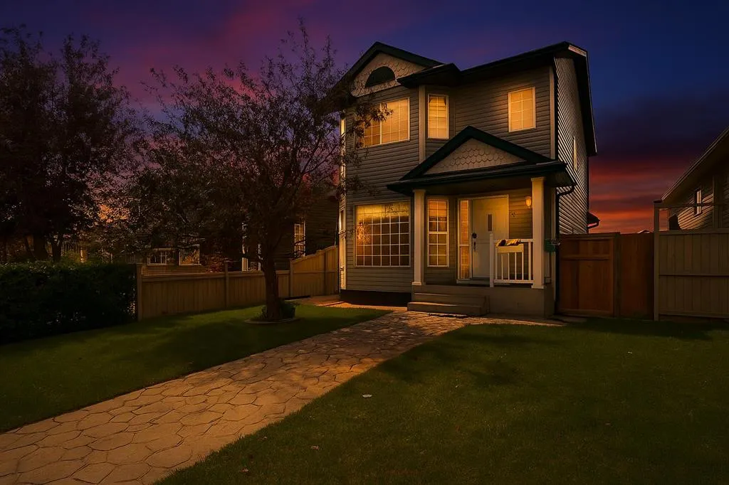6 Martinvalley Court NE