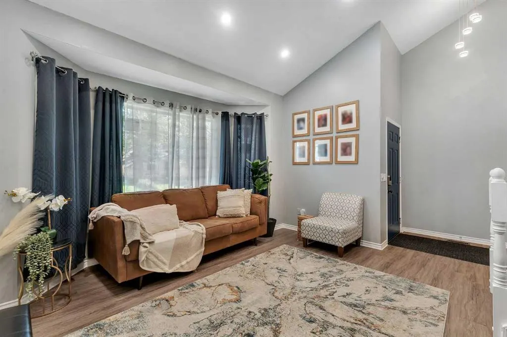 63 Erin Green Way SE