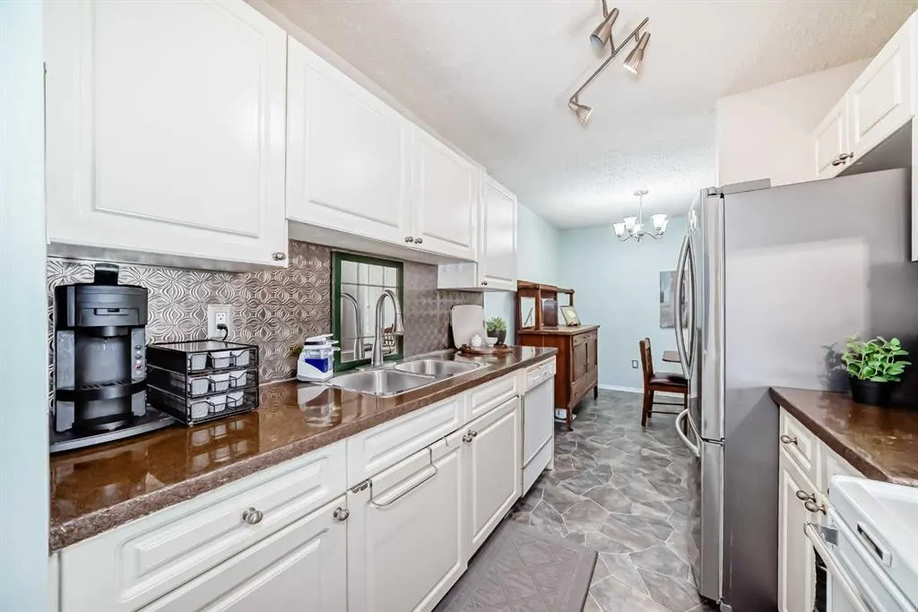 8948 Elbow Drive SW, #191