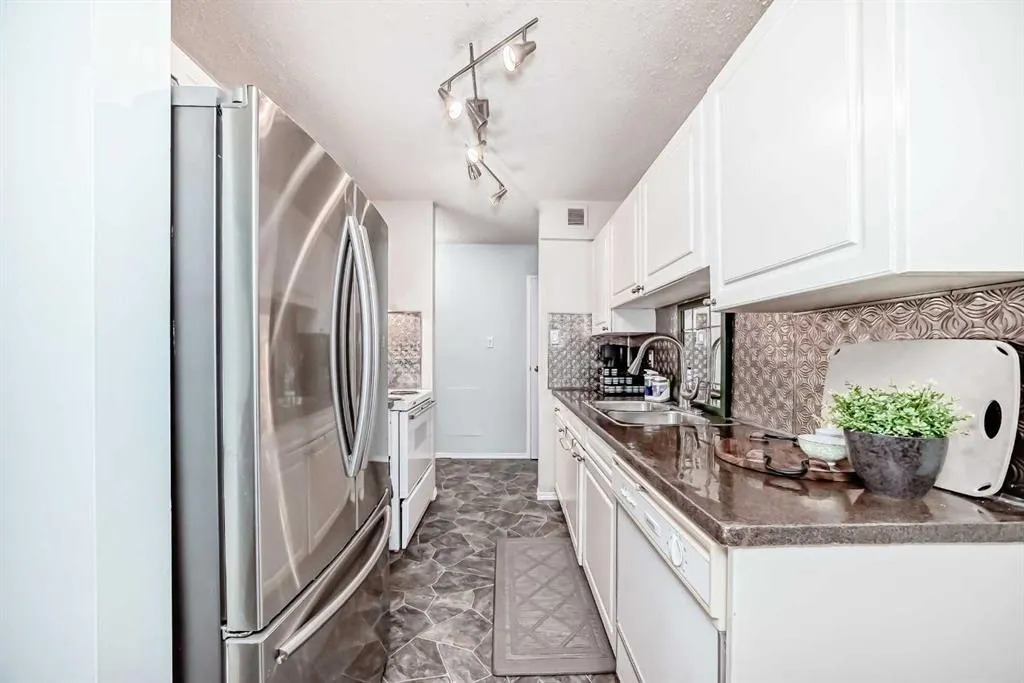 8948 Elbow Drive SW, #191