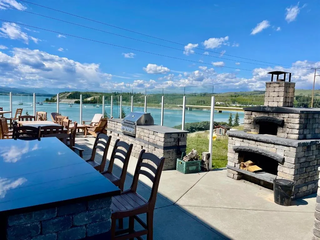 249 Cottageclub Crescent