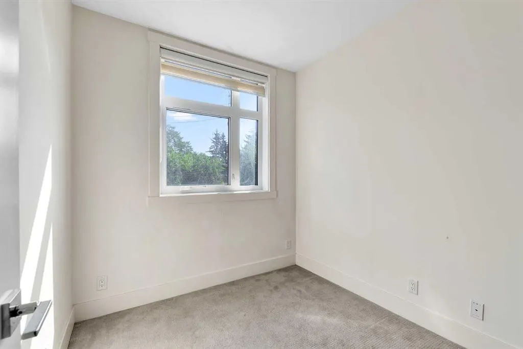 108 13 Avenue NE, #203