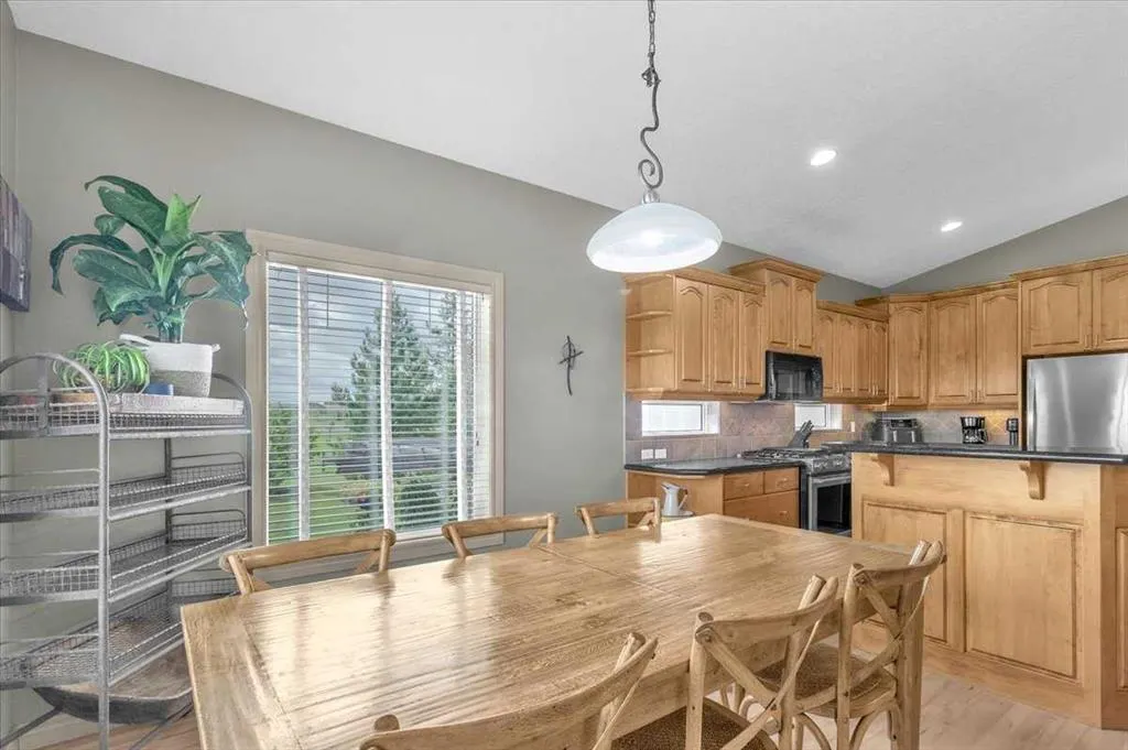 387016 Sundance Trail W