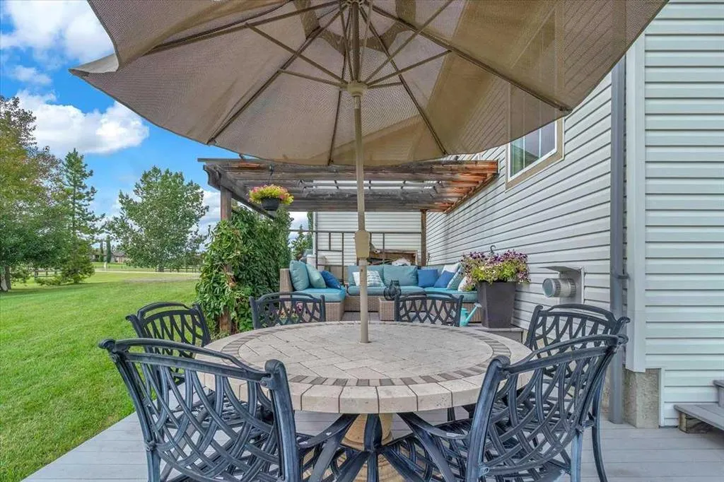 387016 Sundance Trail W