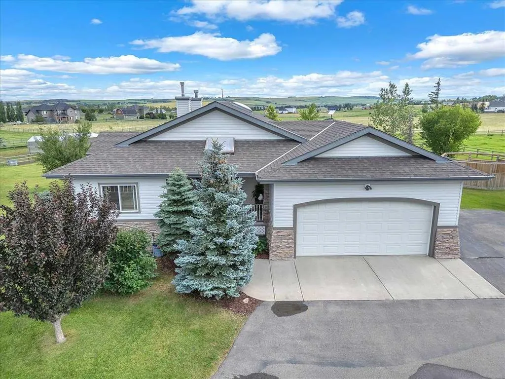 387016 Sundance Trail W