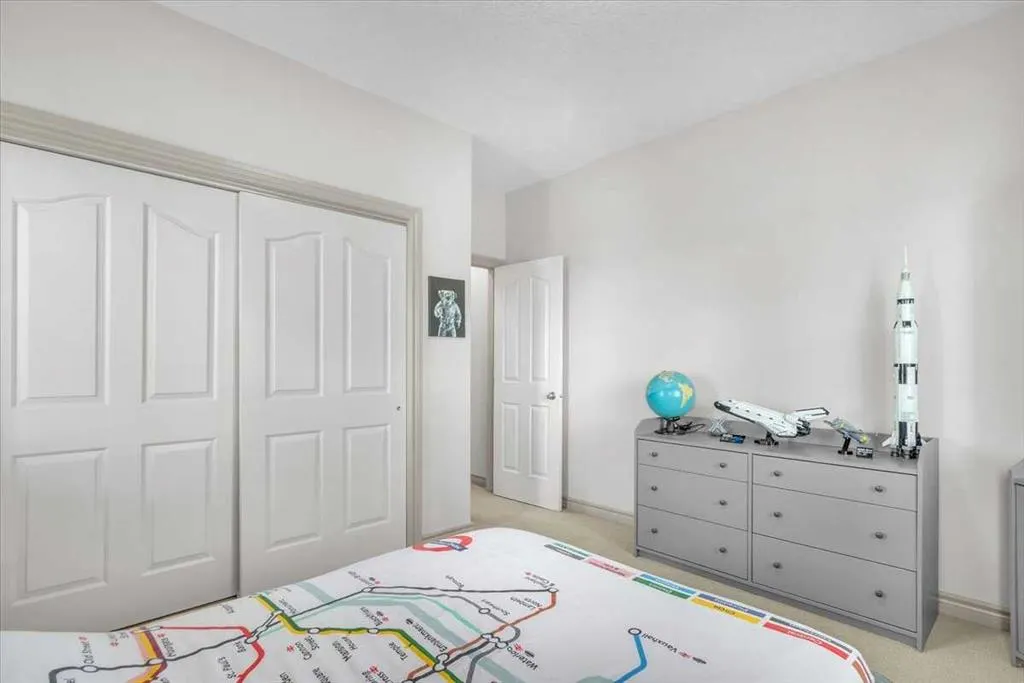 387016 Sundance Trail W