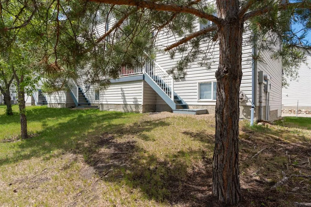 101 Langevin Road, #14