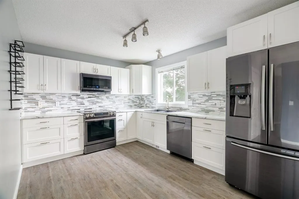 101 Langevin Road, #14