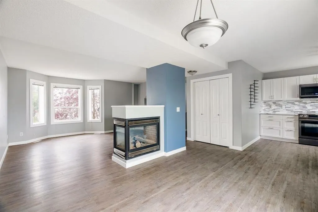 101 Langevin Road, #14