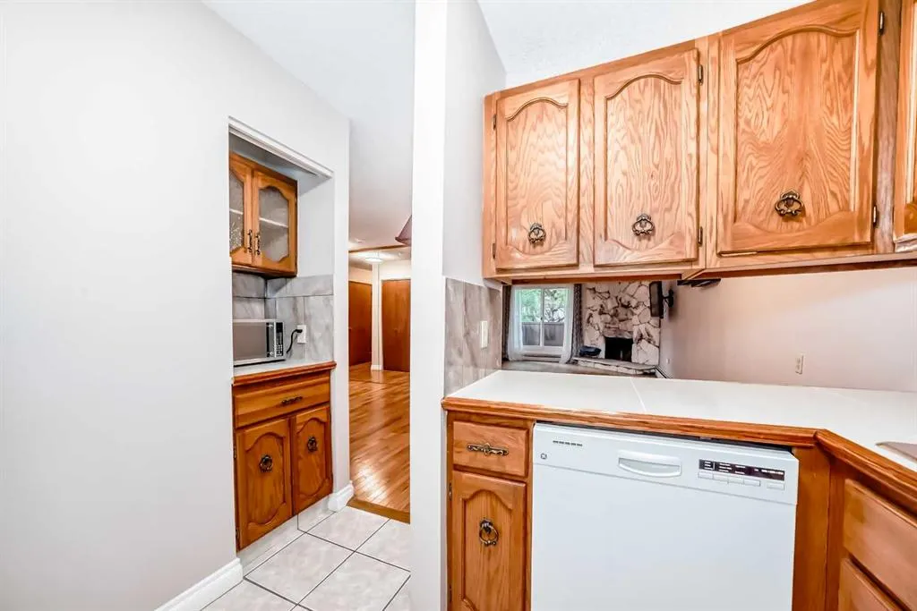 1001 68 Avenue SW, #304