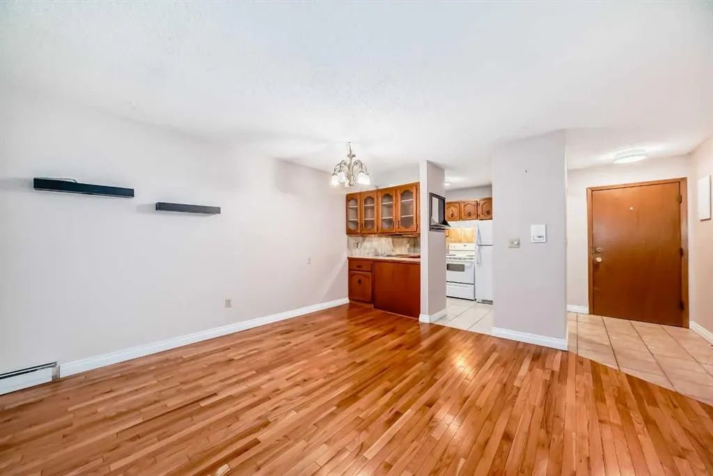 1001 68 Avenue SW, #304