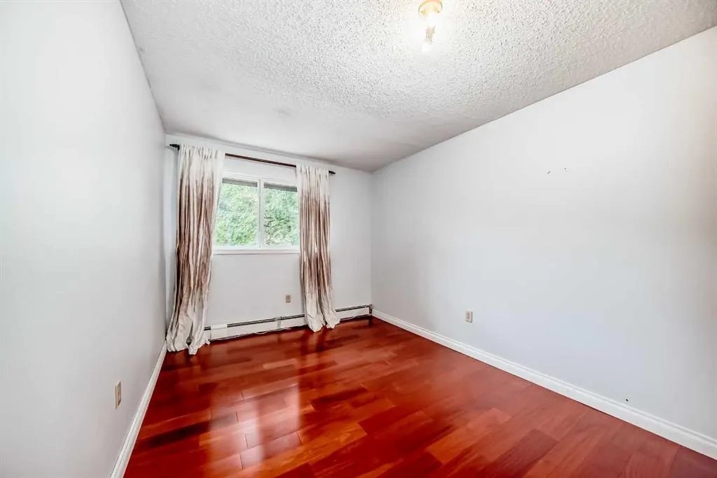 1001 68 Avenue SW, #304
