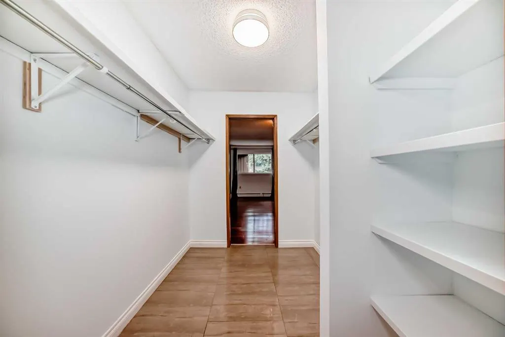 1001 68 Avenue SW, #304
