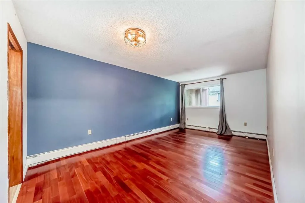 1001 68 Avenue SW, #304