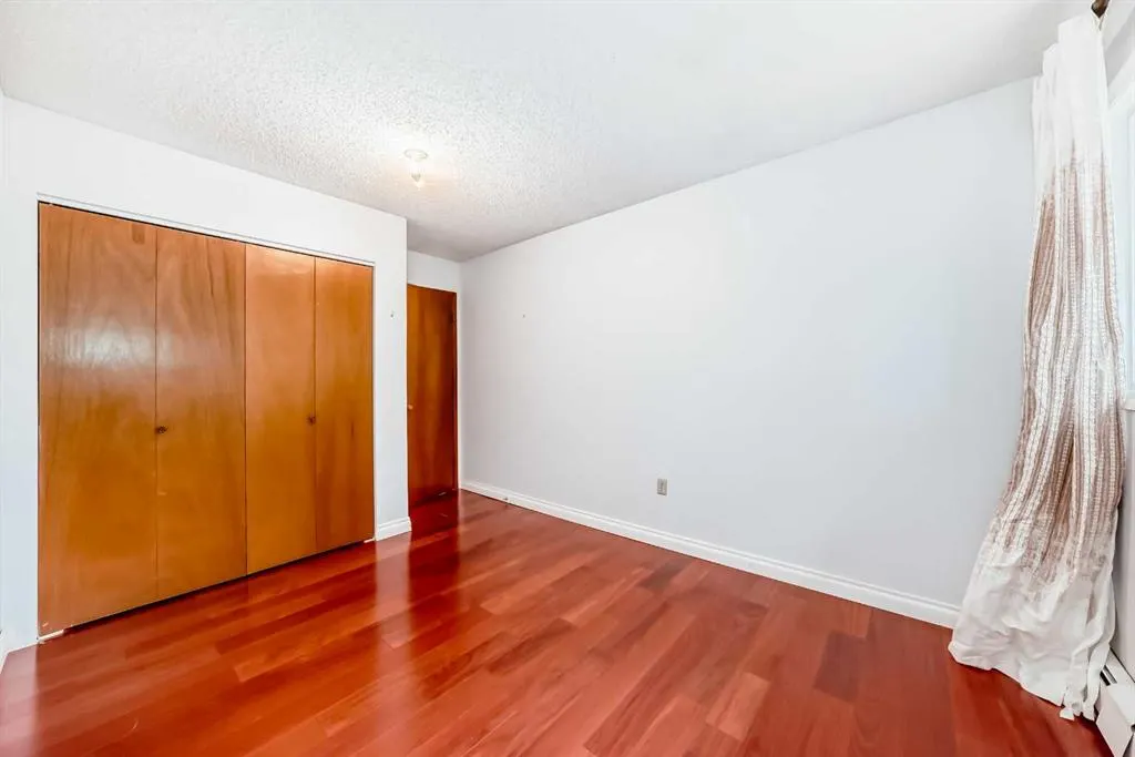 1001 68 Avenue SW, #304