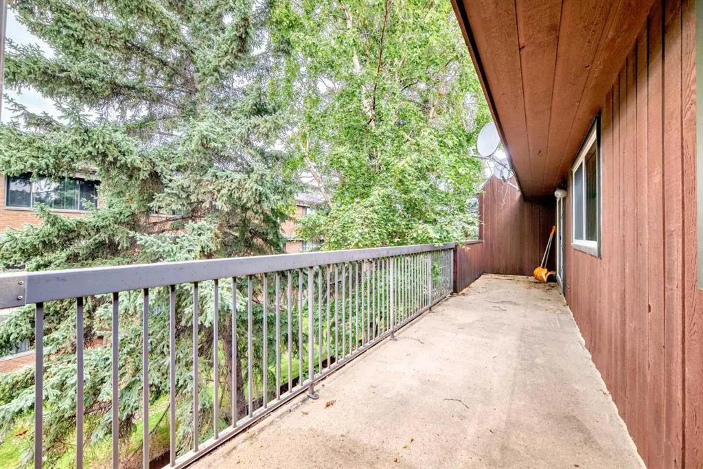 1001 68 Avenue SW, #304