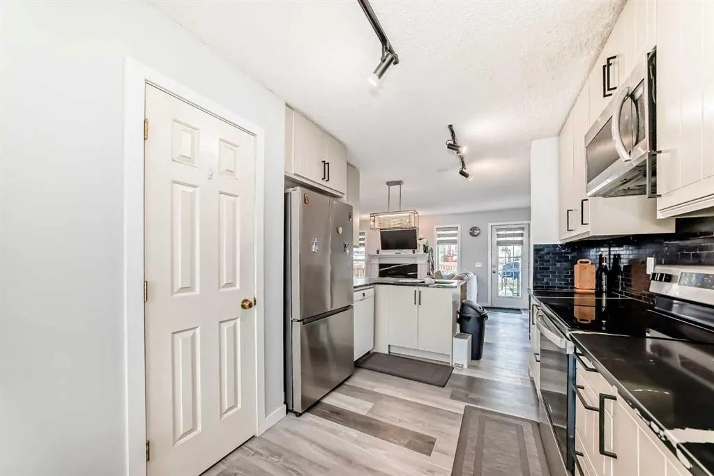 85 Hidden Ranch Hill NW