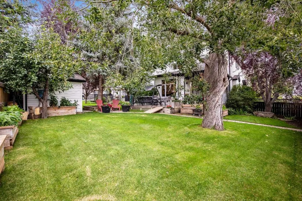 25 Country Hills Gate NW