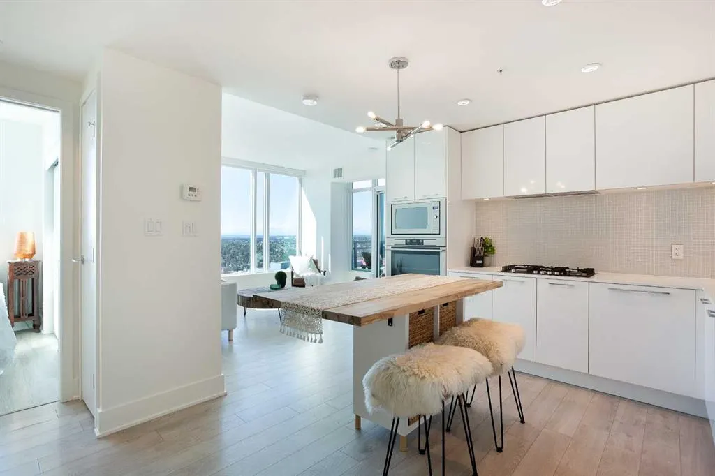 901 10 Avenue SW, #3102