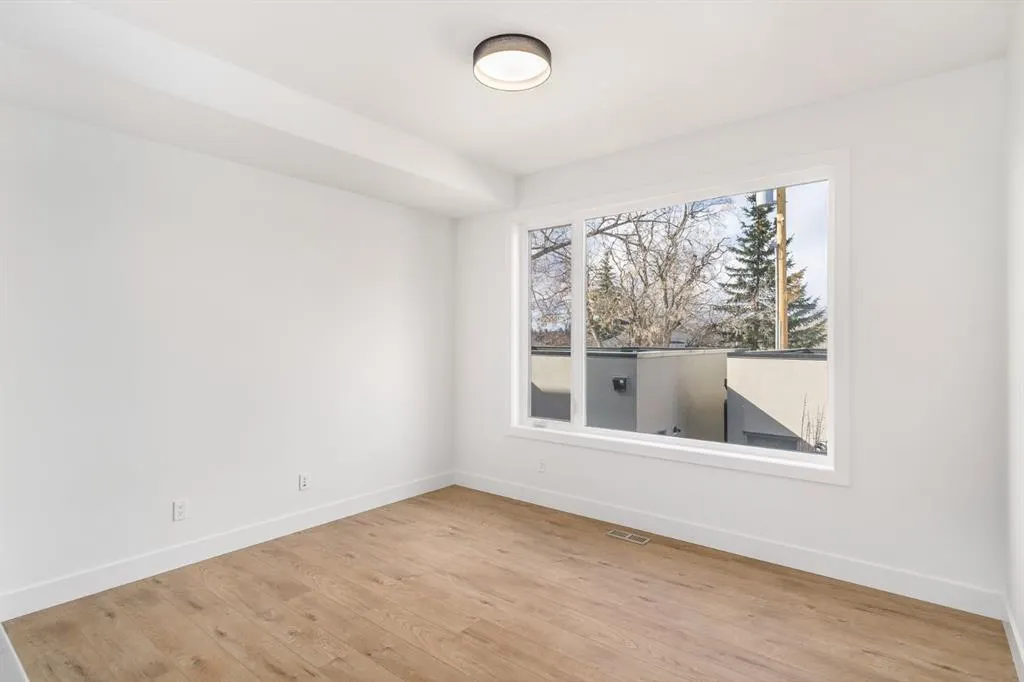 2220 26 Avenue SW, #6