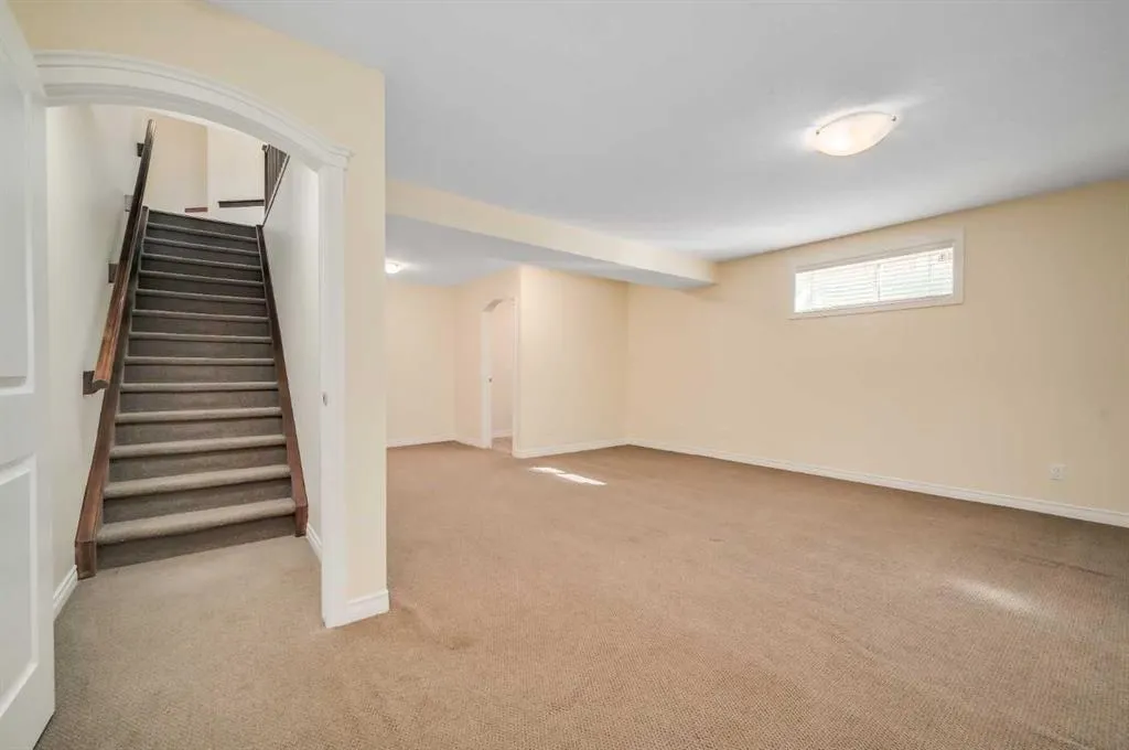 43 Sage Valley Court NW