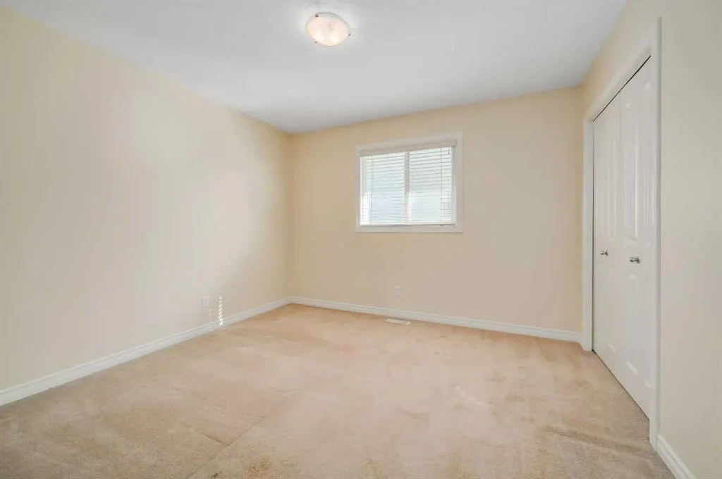 43 Sage Valley Court NW