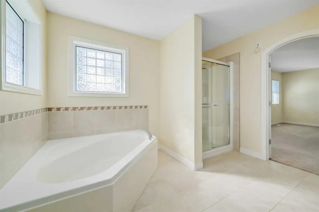 43 Sage Valley Court NW