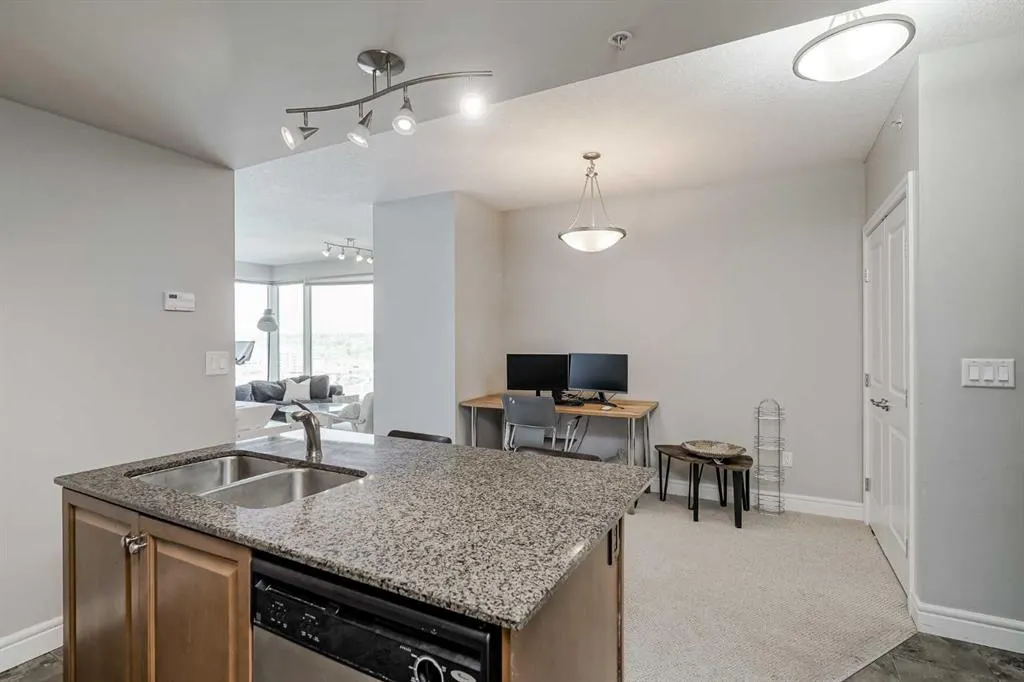 910 5 Avenue SW, #1402