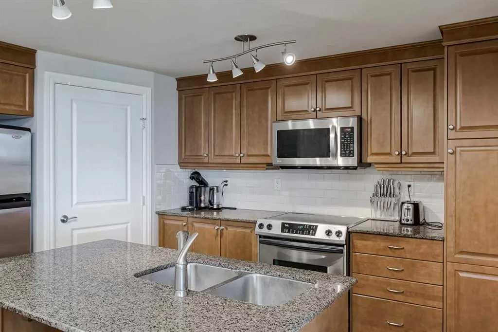 910 5 Avenue SW, #1402