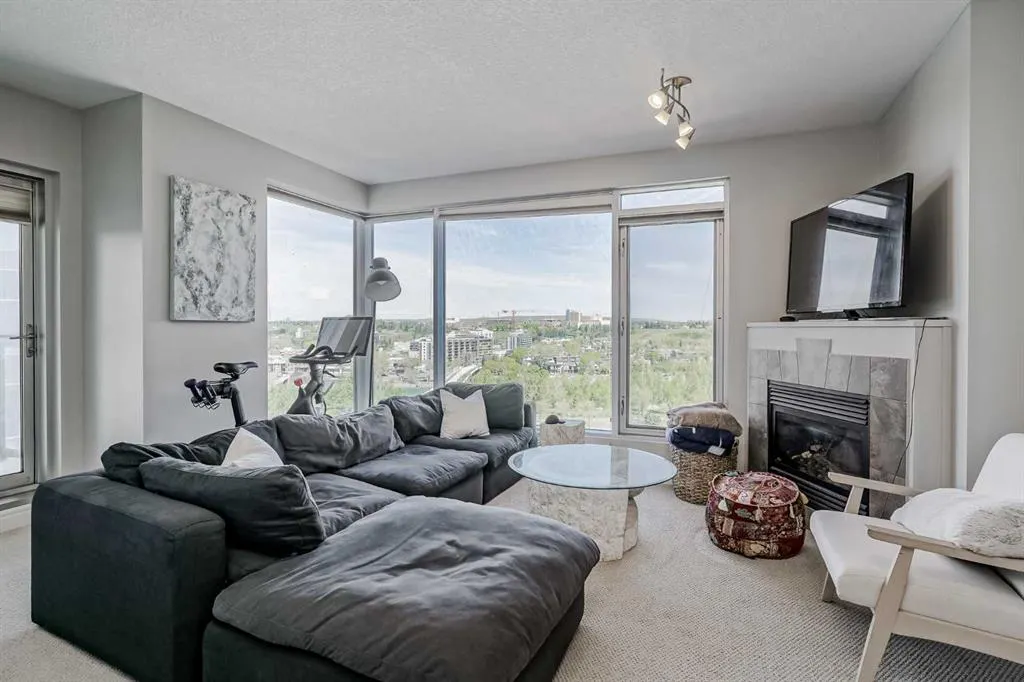 910 5 Avenue SW, #1402