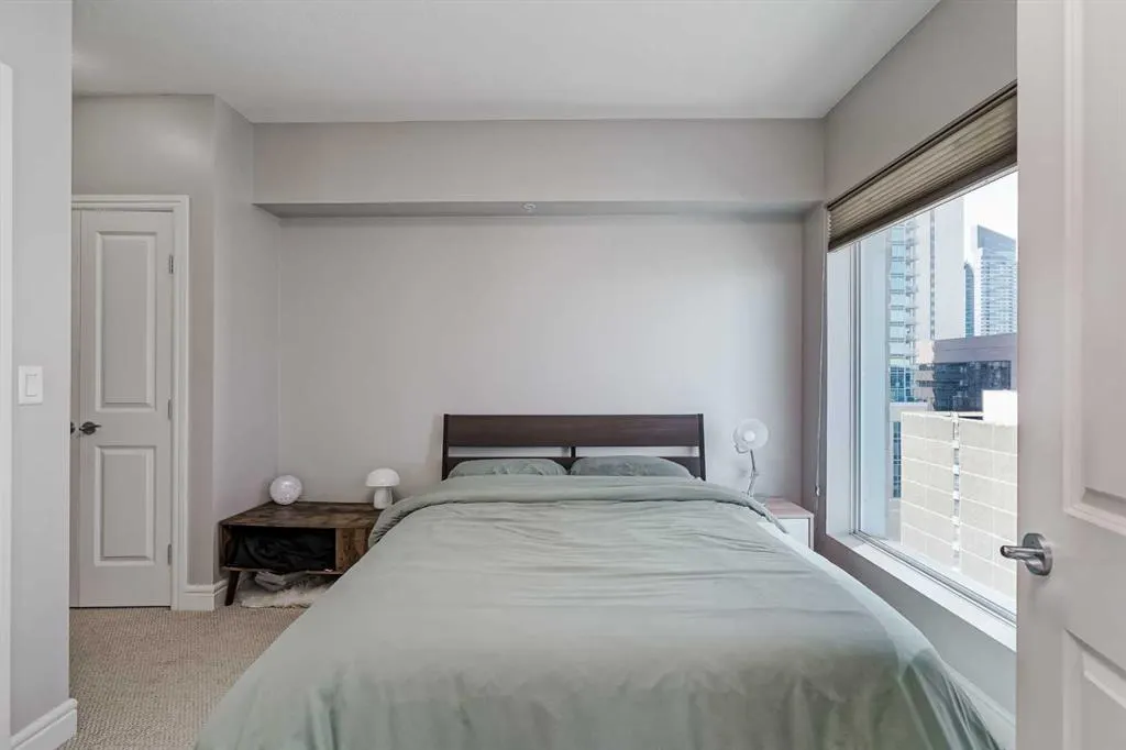 910 5 Avenue SW, #1402