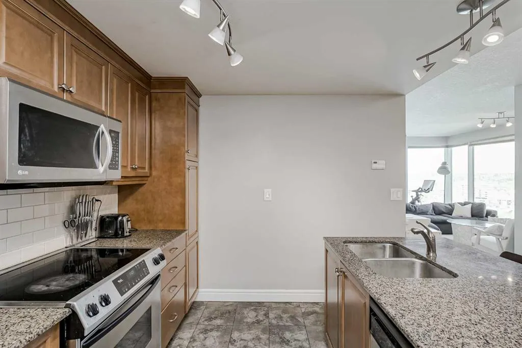 910 5 Avenue SW, #1402