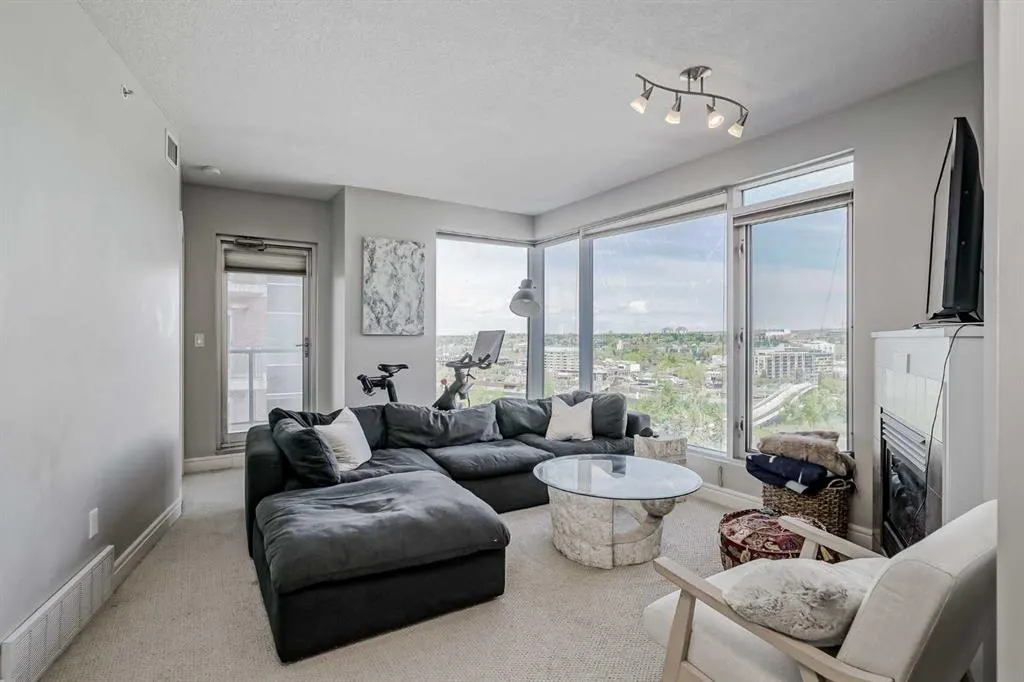 910 5 Avenue SW, #1402
