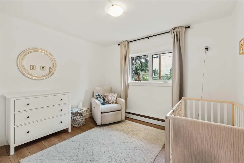 25 Kirby Place SW