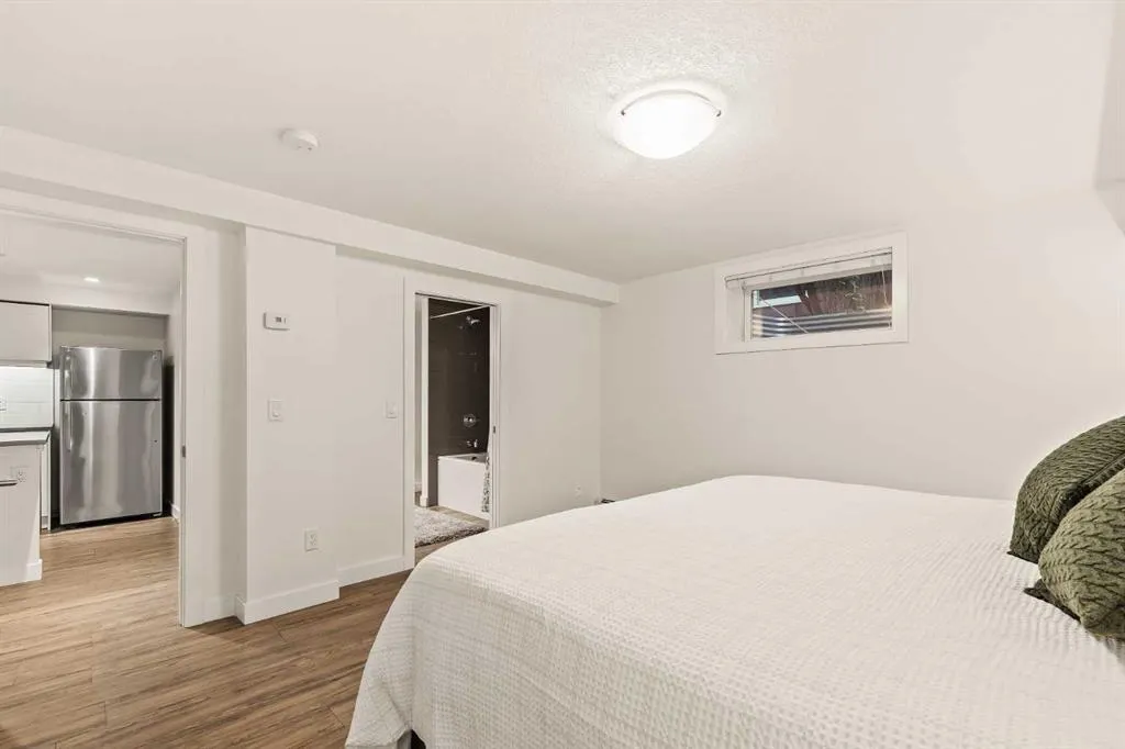 25 Kirby Place SW