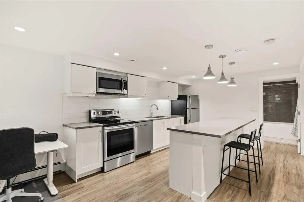 25 Kirby Place SW