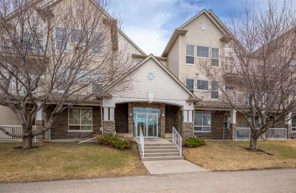1000 Applevillage Court SE, #101