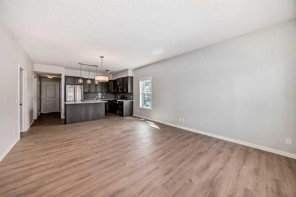 250 Fireside View, #401