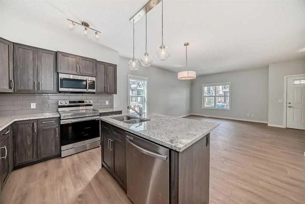 250 Fireside View, #401