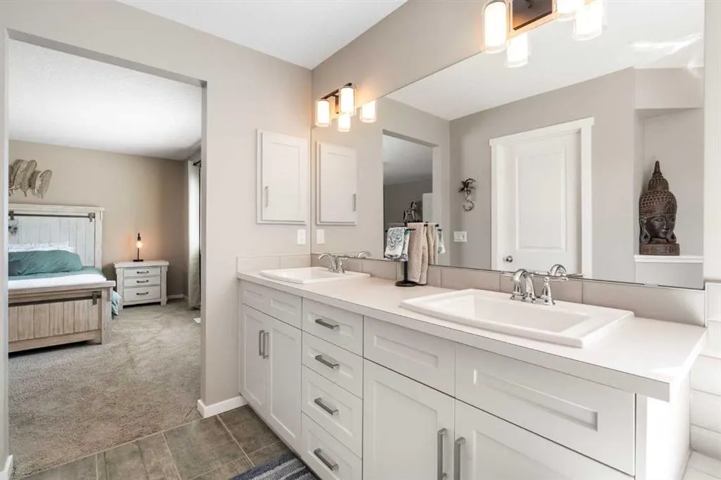 21 Walden Way SE