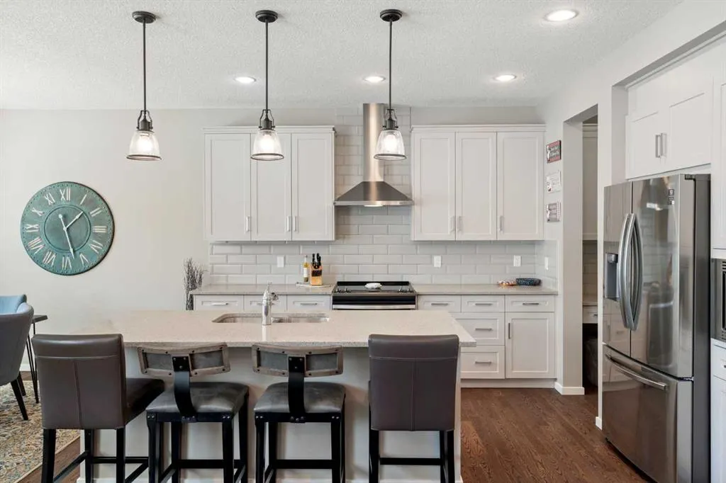 21 Walden Way SE